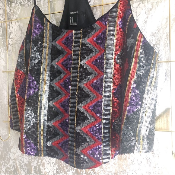 Sequins racerback crop top - Picture 6 of 7